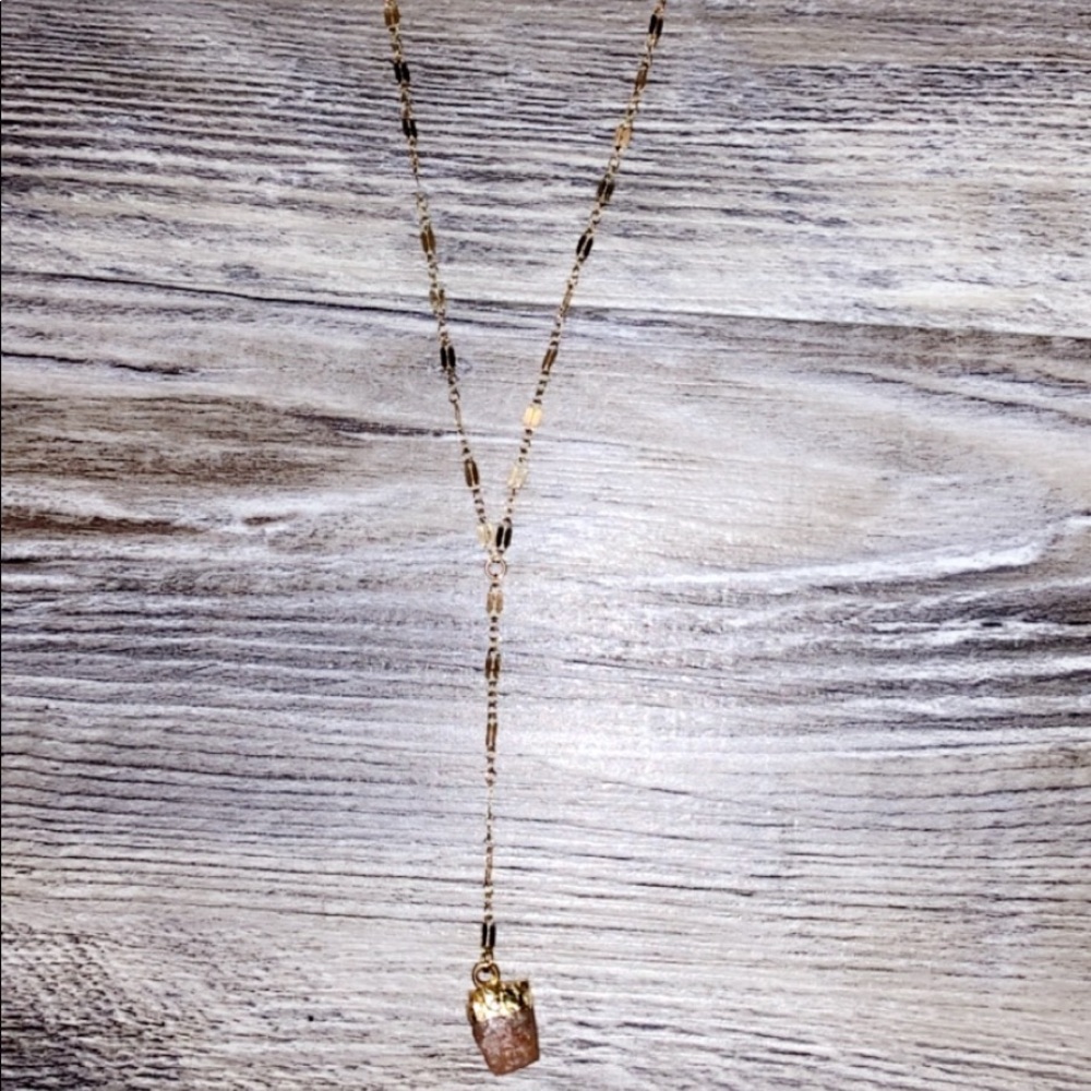LVC NECKLACE